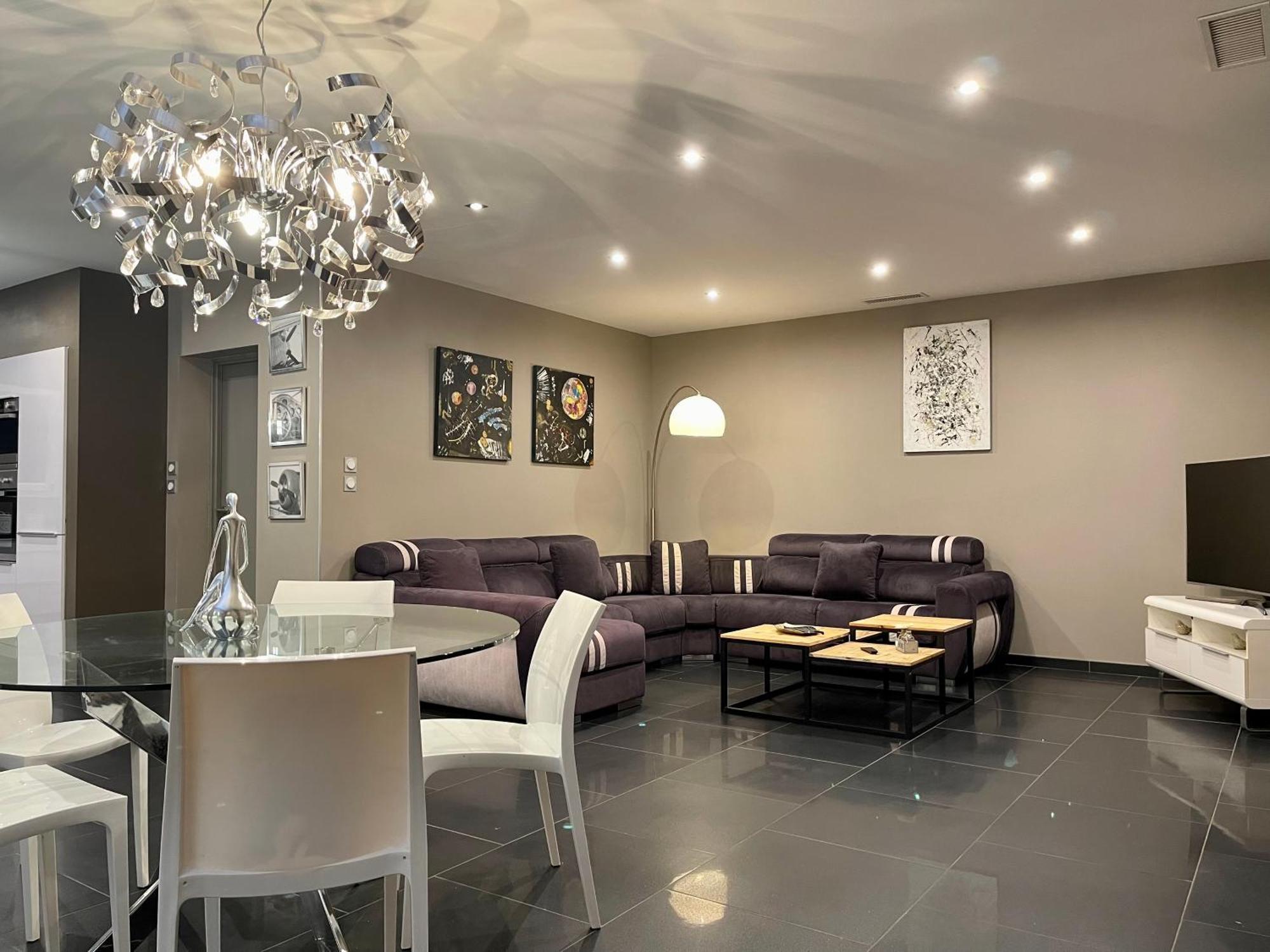 L'Oliveras Pezens ภายนอก รูปภาพ