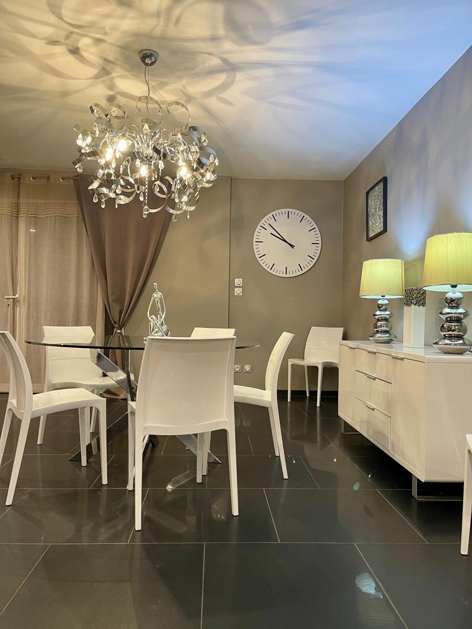 L'Oliveras Pezens ภายนอก รูปภาพ
