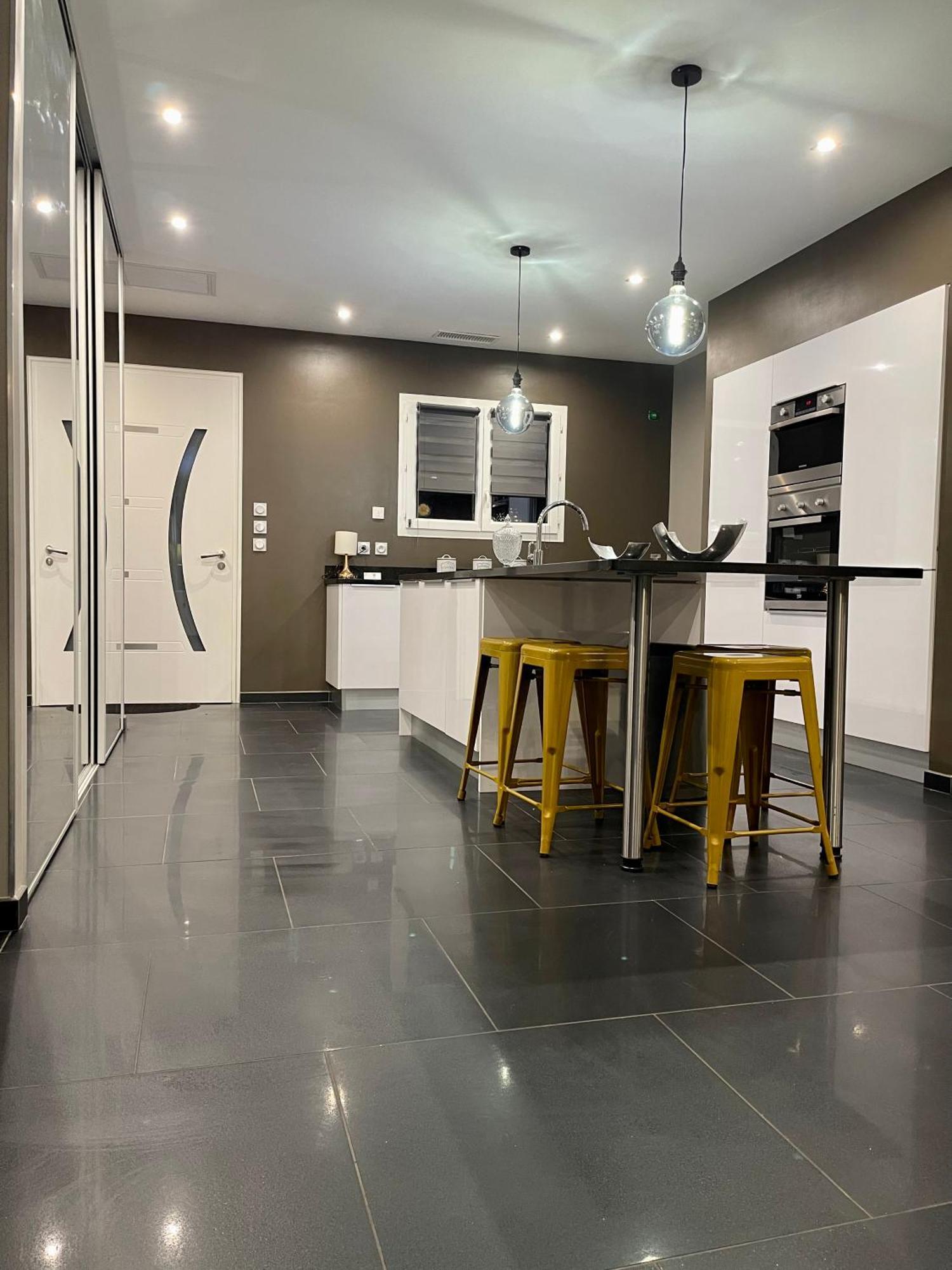 L'Oliveras Pezens ภายนอก รูปภาพ