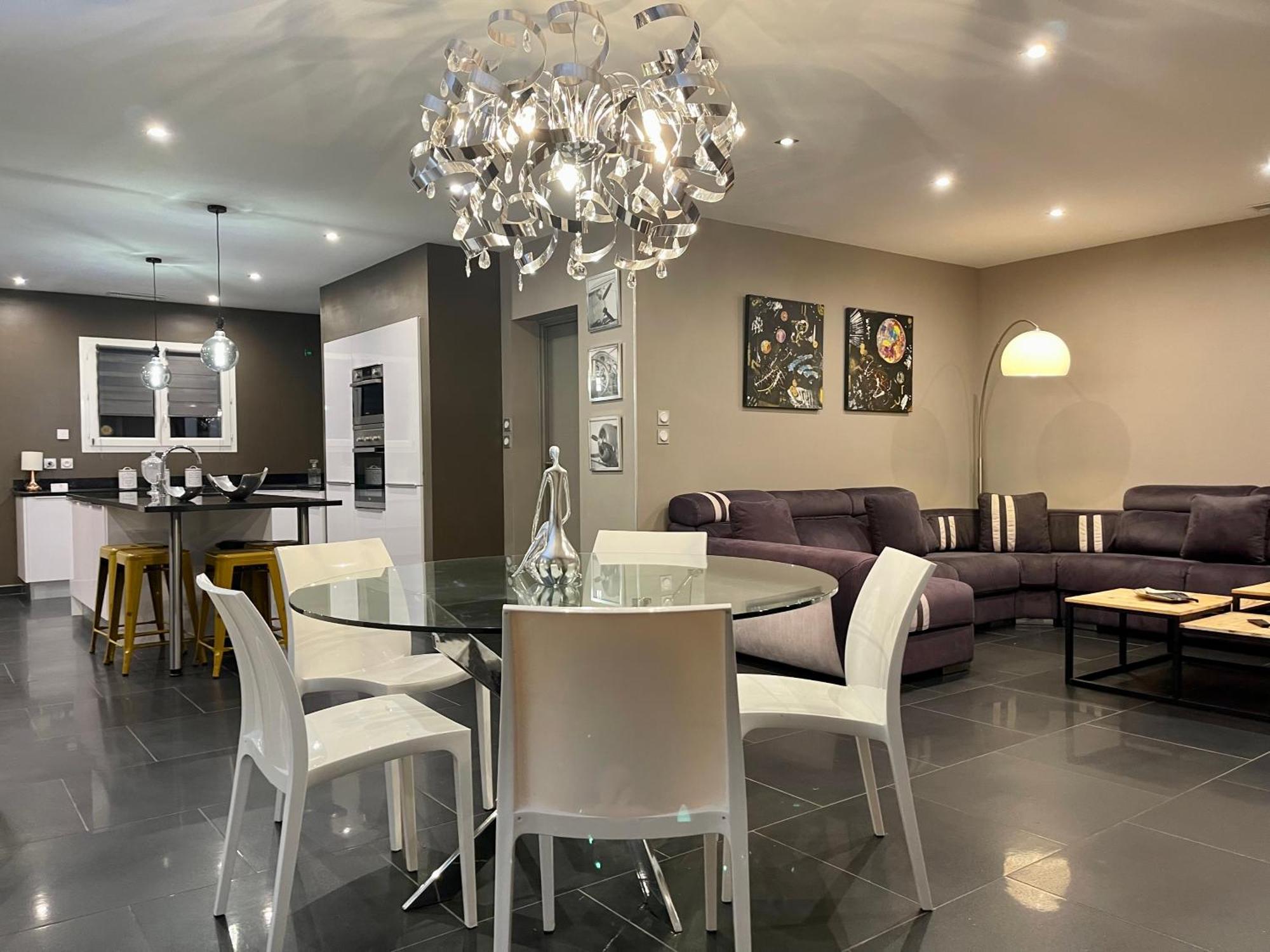 L'Oliveras Pezens ภายนอก รูปภาพ