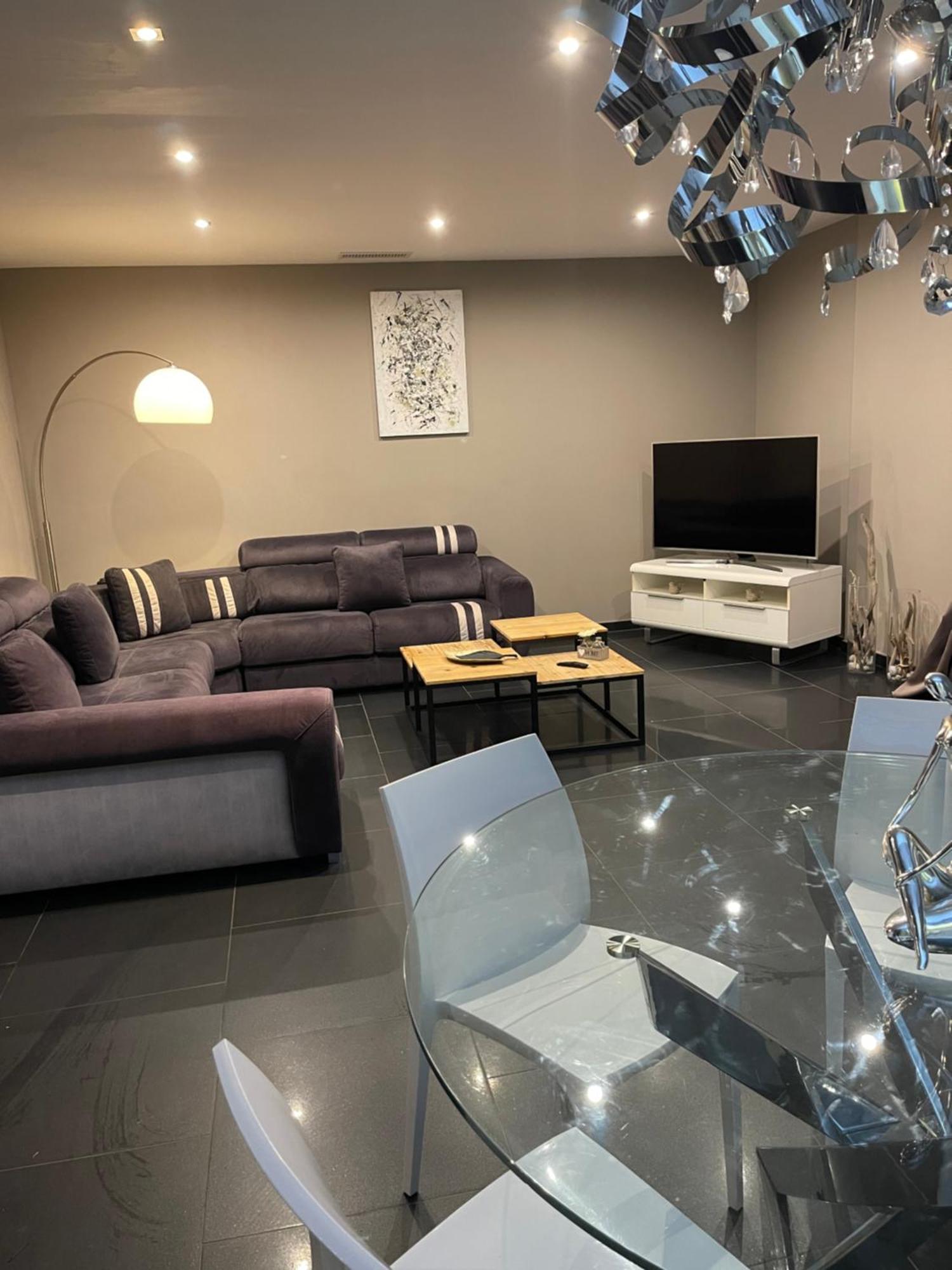 L'Oliveras Pezens ภายนอก รูปภาพ